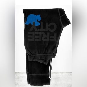 FREE CITY Large Swami 3/4 Sweatpants in Superblack
